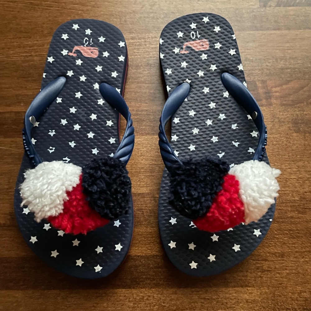 Vineyard Vines Flip Flops - size 10 kids read white and blue